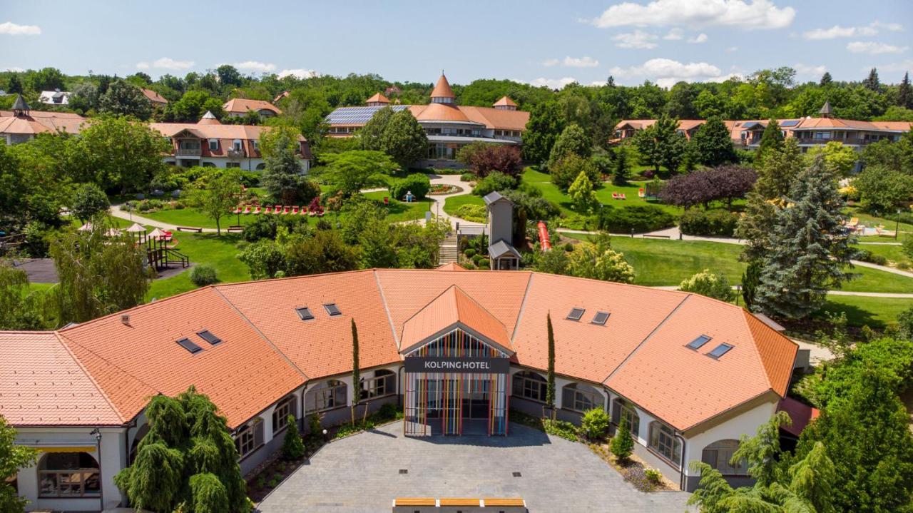 Kolping Holiday Resort Hévíz 外观 照片