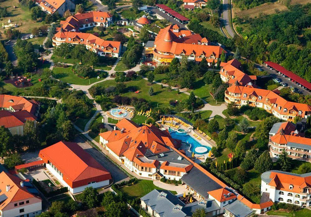Kolping Holiday Resort Hévíz 外观 照片